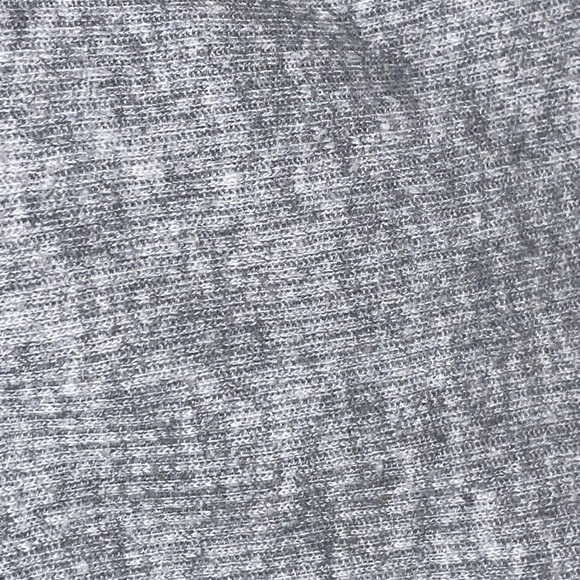 Junior’s ribbed grey button tank top - Picture 3 of 3